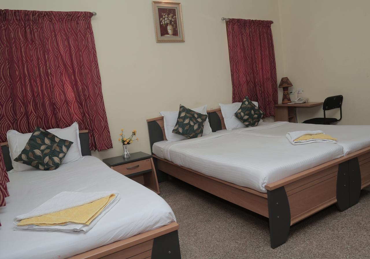 Orchid Serenity Bed and Breakfast Madrás Exterior foto