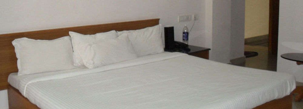Orchid Serenity Bed and Breakfast Madrás Exterior foto